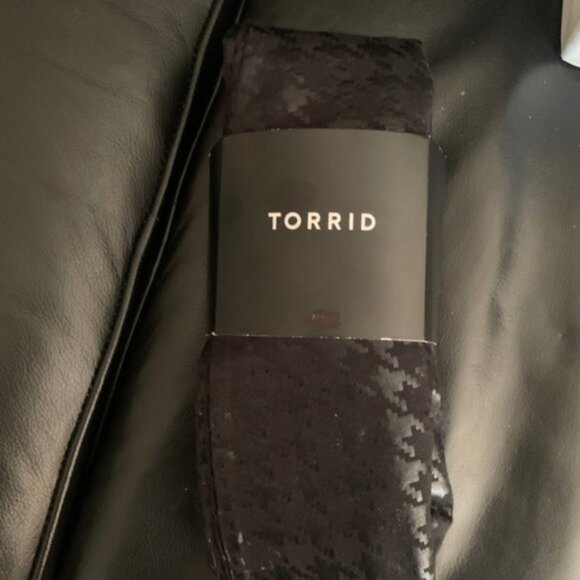 NWT Torrid Full Length Signature Waist Legging 5x Black - Picture 1 of 4